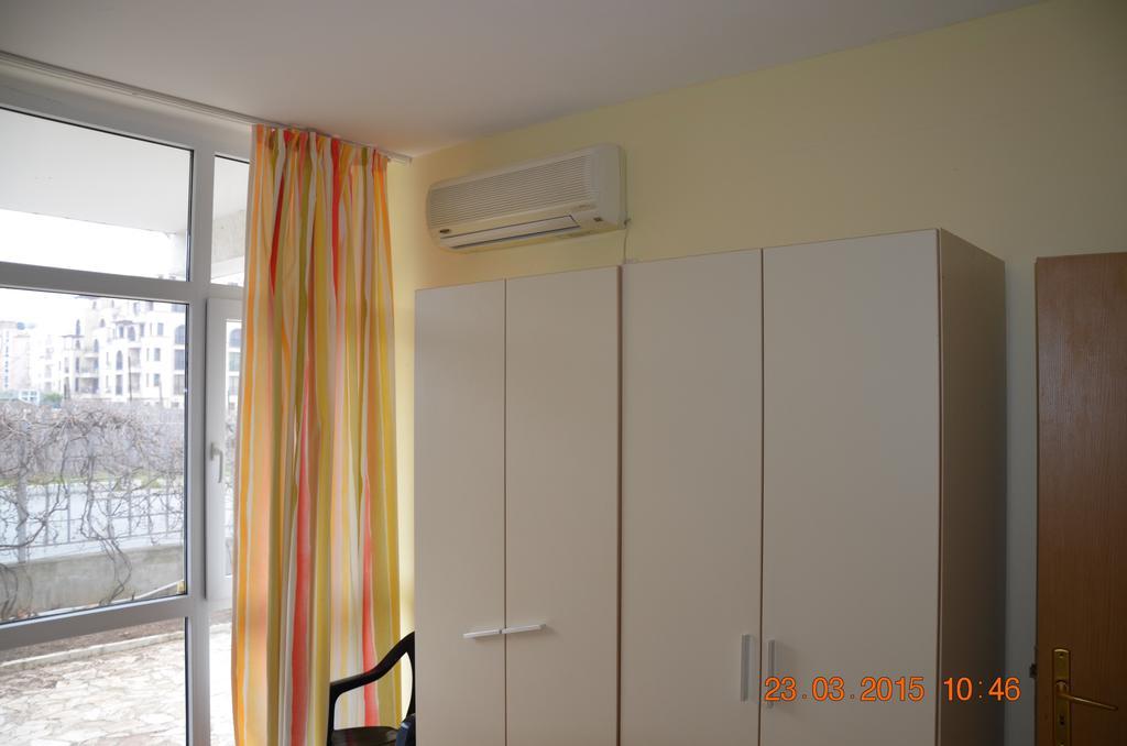 Elit 2 Apartment Slăntjev Brjag Rum bild